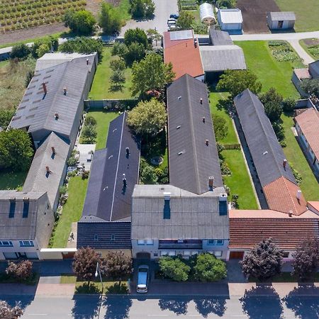 Bar Pension Lang Sankt Andra am Zicksee Bagian luar foto