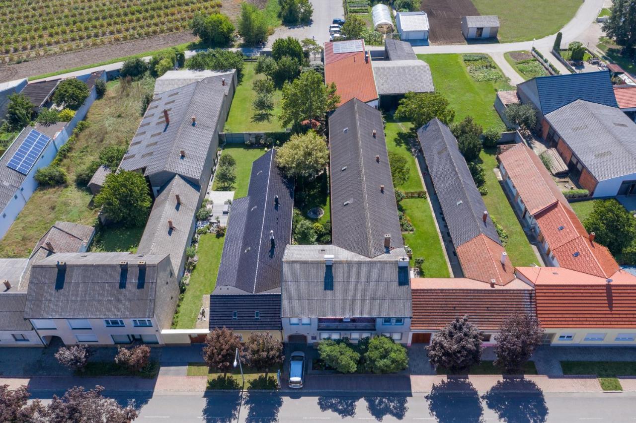 Bar Pension Lang Sankt Andra am Zicksee Bagian luar foto